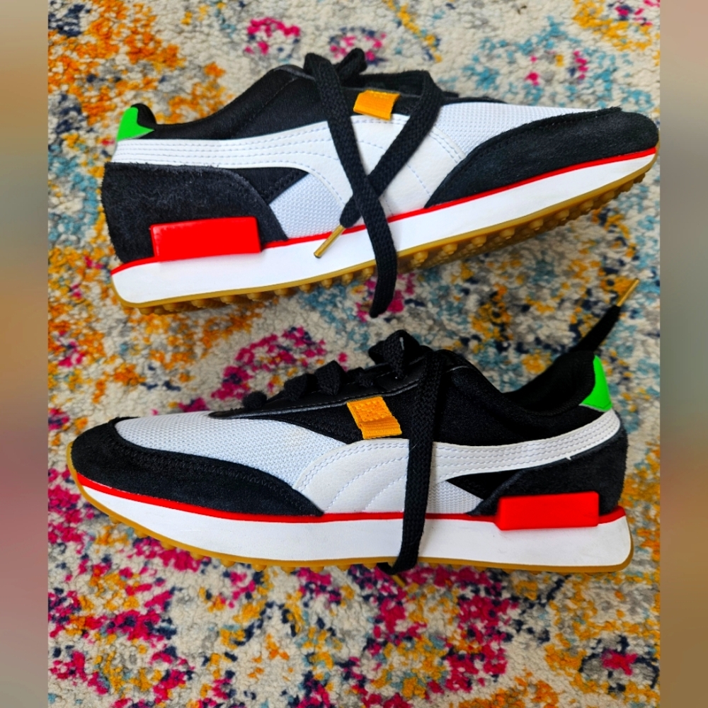 PUMA Unisex Sneakers Kids Future Rider Smileyworld Size 7C
